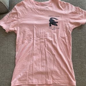 Flomotion pink graphic tee!